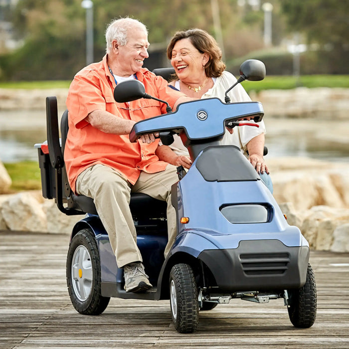 AFIKIM Afiscooter S4 Breeze Duo 4-Wheel Electric Mobility Scooter - Twin Seater Mobility Scooter Front View with Couple
