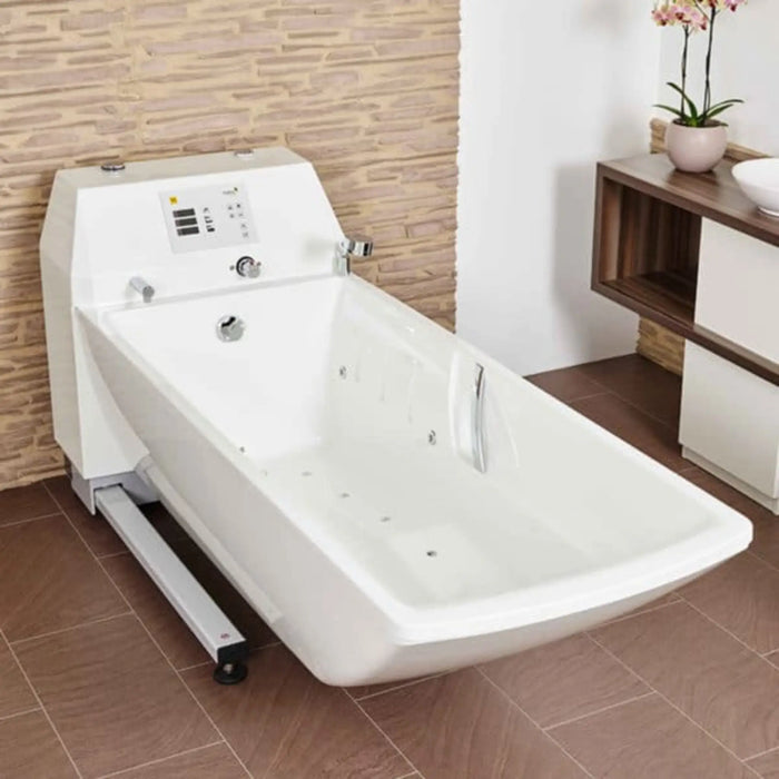 AVERO Premium Plus Bath Tub by Handicare