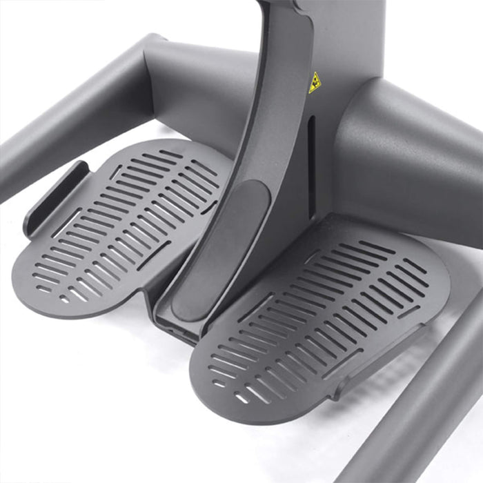 Accommodates larger feet. Each foot placement area is 7”x14” (18x36cm). Recommended for very large individuals.