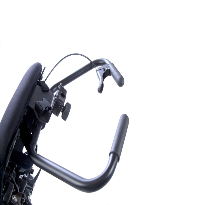 The dual control incorporates a bike lever-style control attached to the PA5594 Push Handle that allows both foot and/or hand control of the gas spring lift. This option provides improved usability especially when moving the unit to a fully supine position as the foot doesn’t have to maintain downward pressure on the gas spring lift pedal. The Push