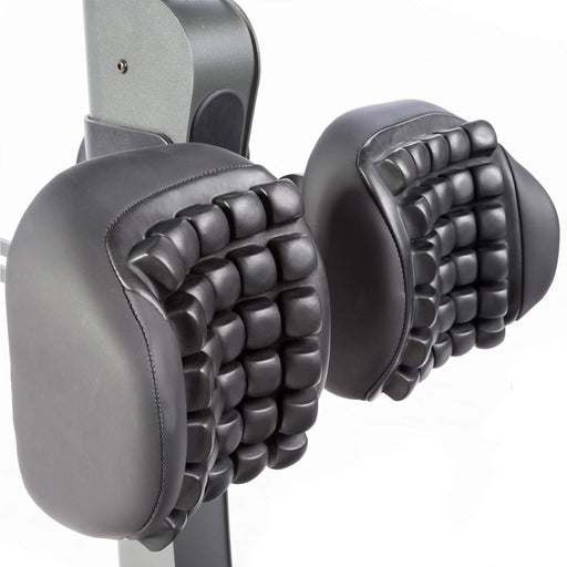 Roho® Dry Floatation® technology. Width range from center to center is 8”-12” (20-30cm). Depth range from back of heel is 3.5”-8” (9-20cm). Height range from foot plate to top of pad is 17”-22.5” (43-57cm).