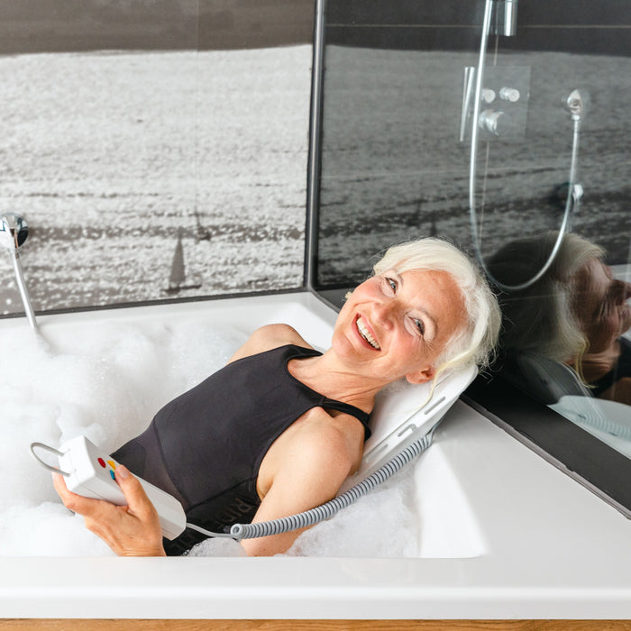 Drive Medical Bellavita Dive reclining bath lift